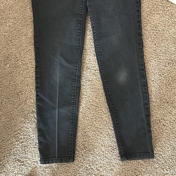 style and go curvy skinny leg black denim pants size 4 - Picture 4 of 12